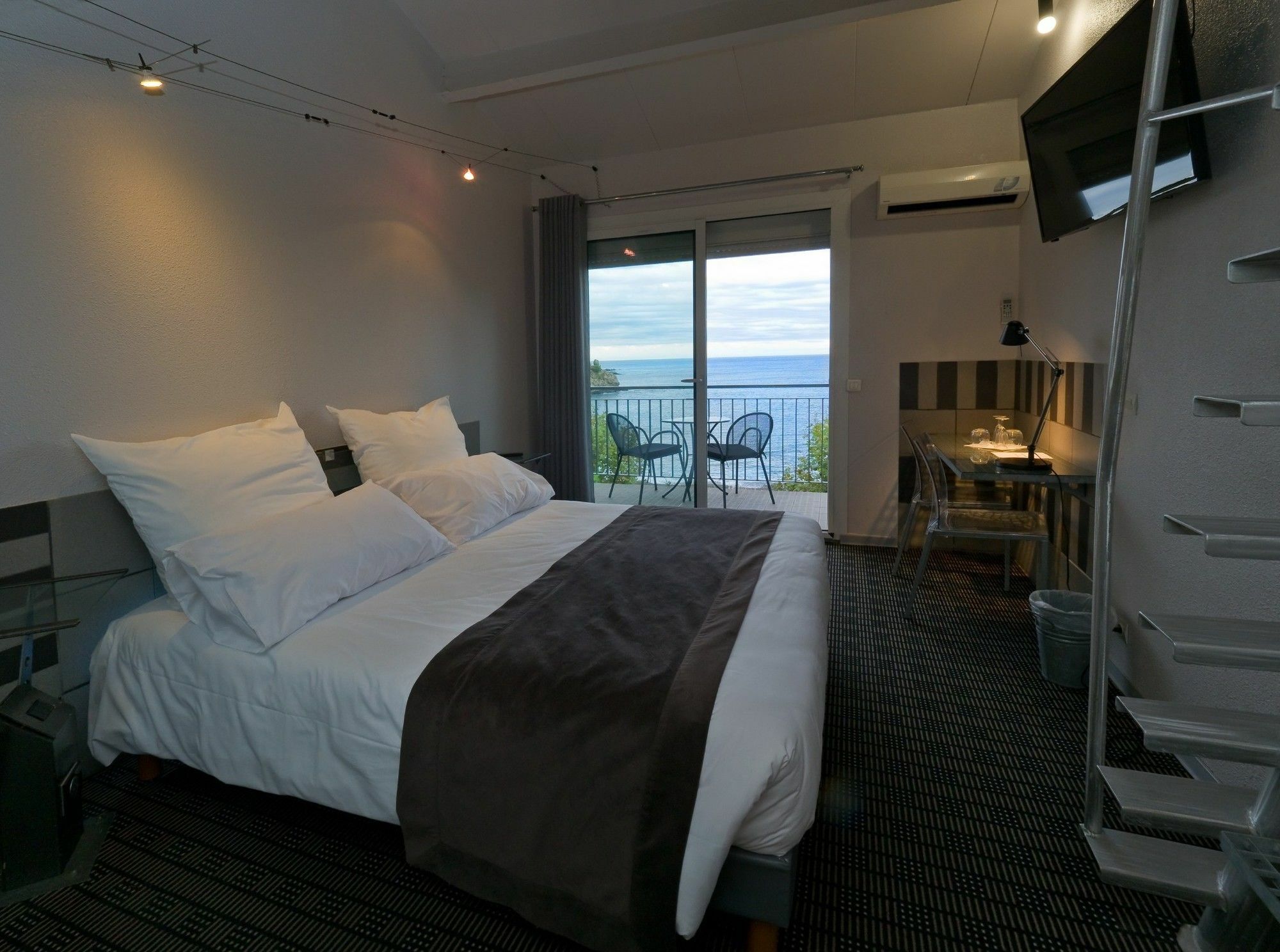 Les Elmes - Hotel, Spa & Plage Privee Banyuls-sur-Mer Esterno foto